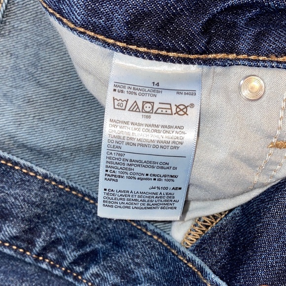 NWT Old Navy Slouchy Straight Relaxed Distressed High Rise Cropped Jeans - Picture 7 of 10